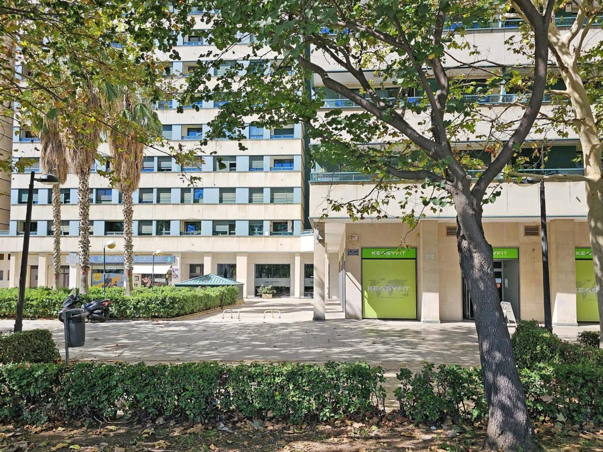 Apartamentos Las Ciencias H Valencia Exterior photo